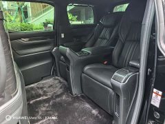 Lexus LM 2020 300h Four-Seat Royal Edition - ფოტო 10