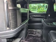 Lexus LM 2020 300h Four-Seat Royal Edition - ფოტო 6