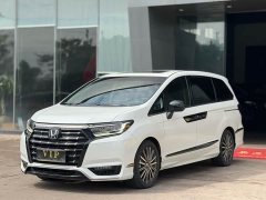 Honda Odyssey 2022 2.0L e:HEV Luxury - ფოტო 1