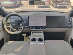 Li Auto L9 2024 Ultra - ფოტო 7