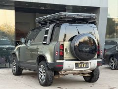 Land Rover Defender 110 P400 Dark Edition - ფოტო 5