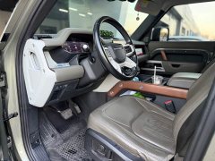Land Rover Defender 110 P400 Dark Edition - ფოტო 7