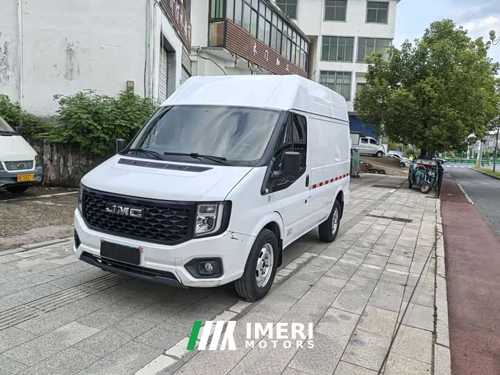 Jianglin Fushun 2.0T 3 - автомобиль из Китая