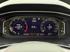 Volkswagen Taos 380TSI AWD Luxury Smart Connect Pro - ფოტო 17
