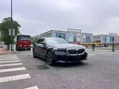 BMW 5 Series 530Li Premier M Sport Package - ფოტო 3