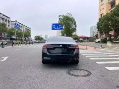 BMW 5 Series 530Li Premier M Sport Package - ფოტო 8