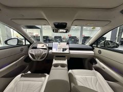 Voyah Lantu Zhaohui L 2026 Four-Wheel Drive Ultra - ფოტო 10