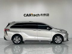Toyota Sienna 2021 2.5L Hybrid Premium Edition - ფოტო 5