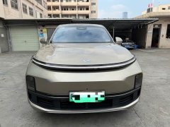 Li Auto L9 Pro - ფოტო 2