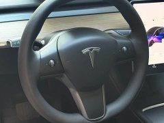 Tesla Model Y Standard Range RWD - ფოტო 3