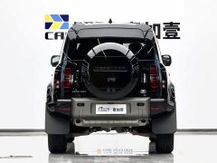 Land Rover Defender 110 3.0T P400 X-Dynamic HSE - ფოტო 5