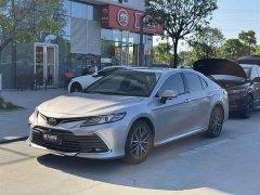 Toyota Camry 2.5G Luxury Edition - ფოტო 1