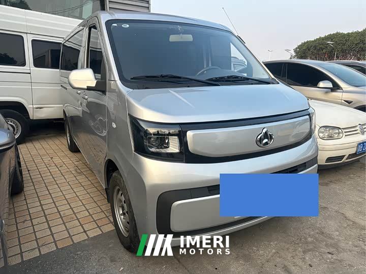 Changan Ruixing EM60 Passenger Comfort 6-Seat 300km Barn Doors