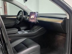 Tesla Model Y Performance All-Wheel Drive - ფოტო 9