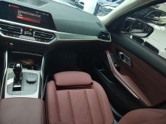 BMW 3 Series 325Li M Sport Night Edition Package - ფოტო 11