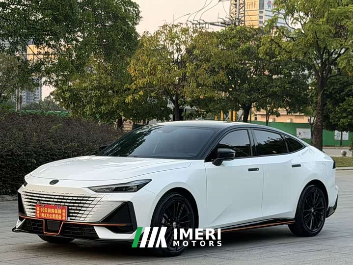Changan UNI-V 1.5T Sport Edition - ავტომობილი ჩინეთიდან