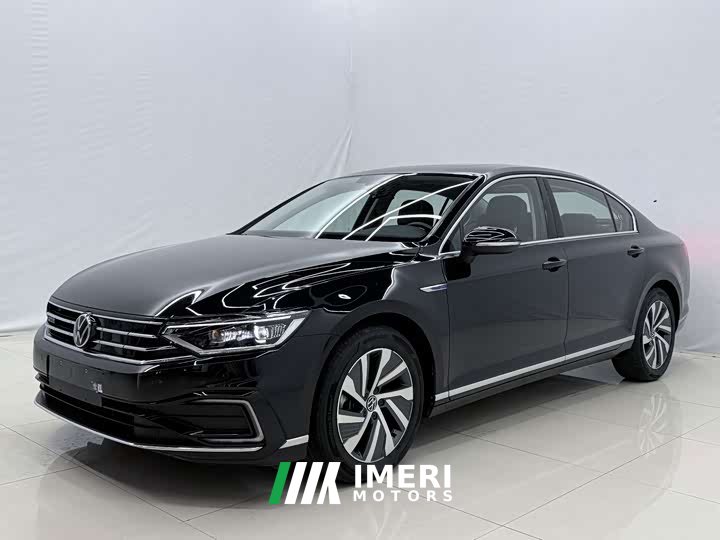 Volkswagen Magotan PHEV 2022 GTE Luxury - ავტომობილი ჩინეთიდან