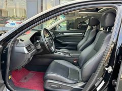Honda Accord 2018 260TURBO Elite National V - ფოტო 4