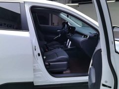 Toyota Frontlander 2.0L CVT Luxury - ფოტო 8
