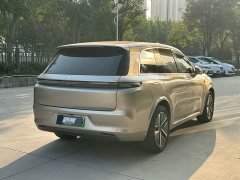 Li Auto L8 Max - ფოტო 2