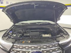 Ford Explorer 2020 EcoBoost 285 AWD Titanium 7-Seater - ფოტო 10