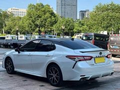 Toyota Camry 2.0S Knight Edition - ფოტო 4