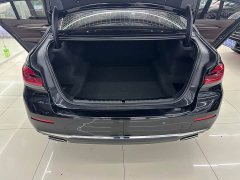 BMW 5 Series 530Li Premier Luxury Package - ფოტო 17