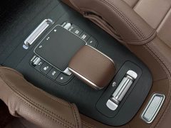 Mercedes-Benz GLE (Imported) 2025 GLE 450 4MATIC Luxury - ფოტო 11