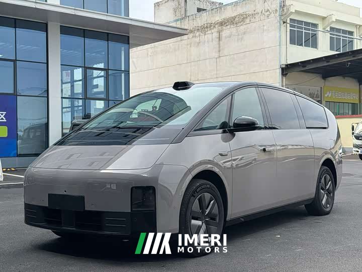 Li Auto Li Xiang MEGA 2024 Ultra - ავტომობილი ჩინეთიდან