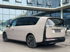 Li Auto Li Xiang MEGA 2024 Ultra - ფოტო 6