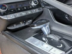 Hyundai Elantra 1.5L CVT Luxury - ფოტო 18