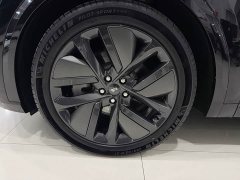 Li Auto L9 2022 Max - ფოტო 14
