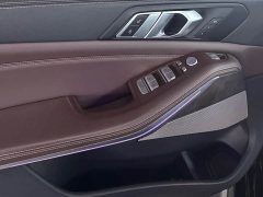 BMW X5 xDrive 30Li Luxury M Sport Package - ფოტო 9