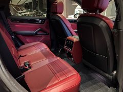 Porsche Cayenne New Energy 2021 Cayenne E-Hybrid 2.0T - ფოტო 16