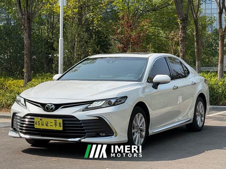 Toyota Camry 2.0G Luxury Edition