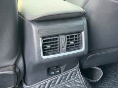 Toyota Camry 2.0G Luxury Edition - ფოტო 14