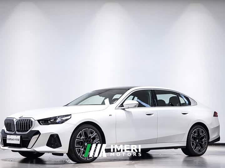 BMW 5 Series 530Li Luxury M Sport Package - ავტომობილი ჩინეთიდან