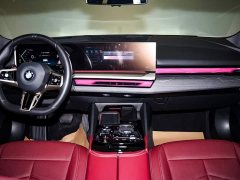 BMW 5 Series 530Li Luxury M Sport Package - ფოტო 15
