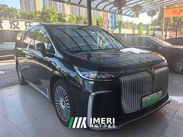 Voyah Lantu Dreamchaser PHEV AWD Flagship Kunpeng Edition