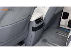 Zeekr 009 Six-Seat Executive AWD 108kWh - ფოტო 10