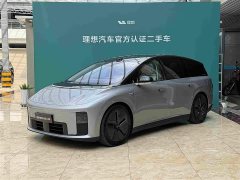 Li Auto i8 Standard Edition - ფოტო 1