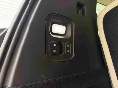 Li Auto i8 Standard Edition - ფოტო 19