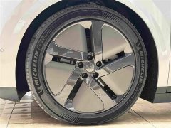 Li Auto i8 Standard Edition - ფოტო 20