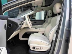 Li Auto i8 Standard Edition - ფოტო 4