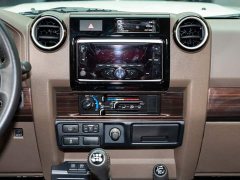 Toyota Land Cruiser (Imported) LC76 4.0L Manual - ფოტო 17