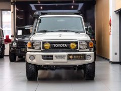 Toyota Land Cruiser (Imported) LC76 4.0L Manual - ფოტო 2