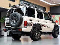 Toyota Land Cruiser (Imported) LC76 4.0L Manual - ფოტო 4