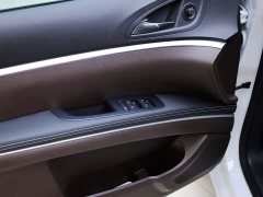 Buick GL8 Land Executive Cabin 652T Premium - ფოტო 17