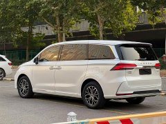SAIC Rong Wei iMAX8 New Energy 1.5T DMH Land Respect Luxury Edition - ფოტო 9