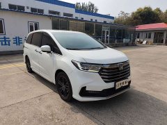 Honda Odyssey 2.0L e:HEV Sharp Radiance Edition - ფოტო 3